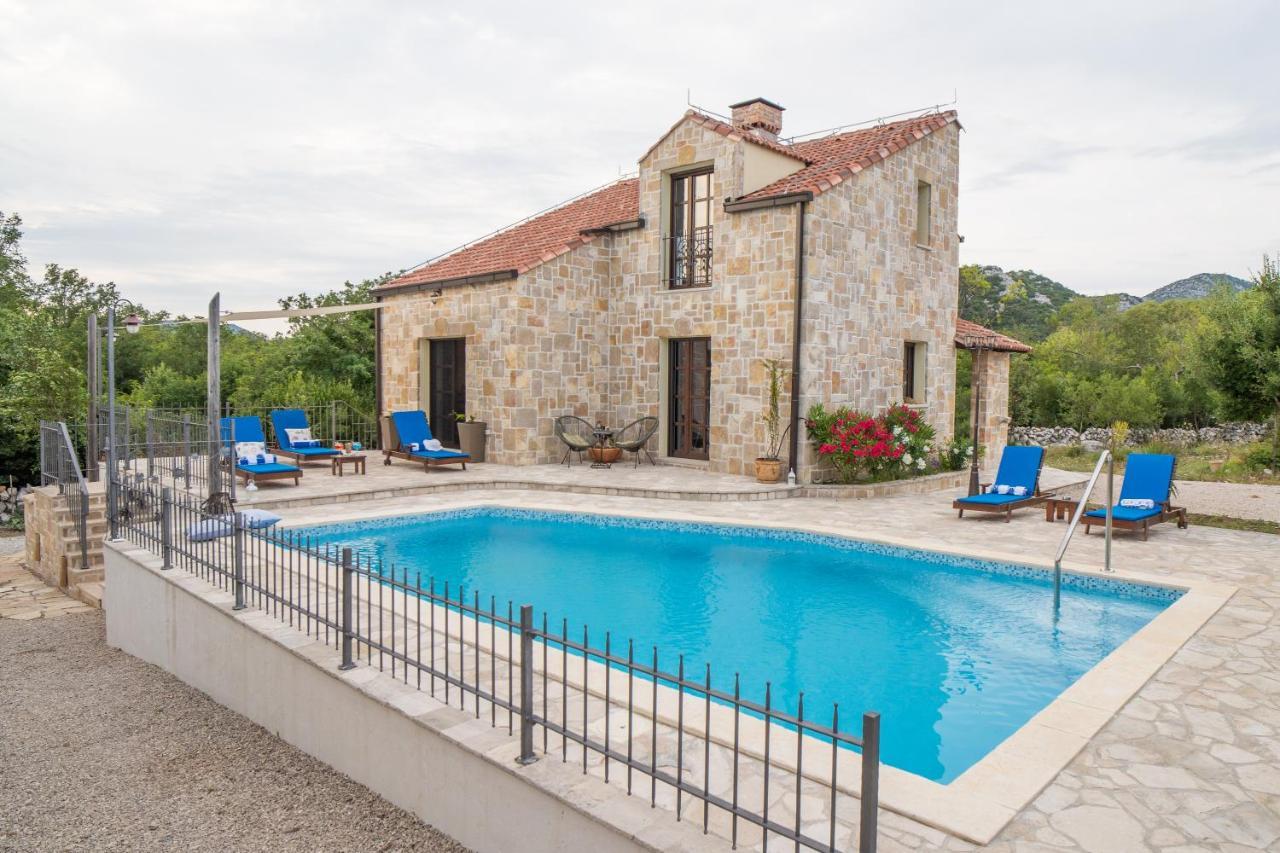 Villa Ilir Неум Екстериор снимка